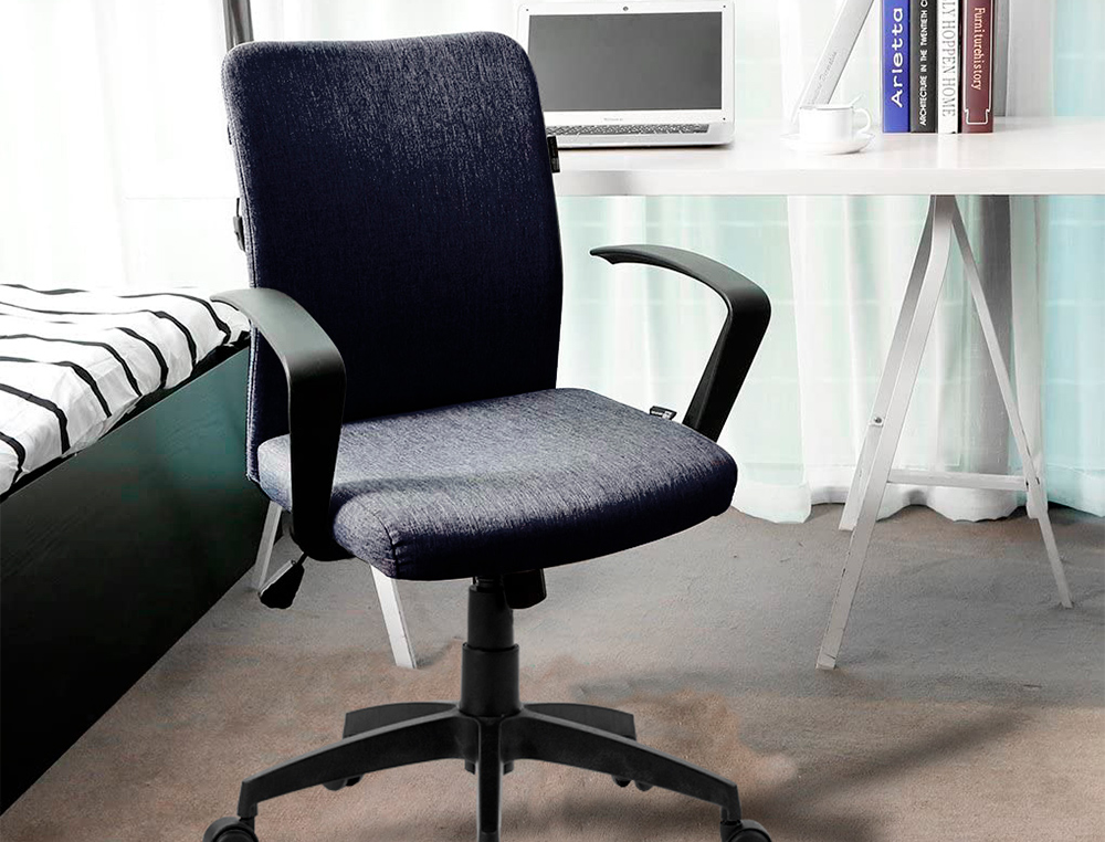 CADEIRA GIRATORIA Q-CONNECT MASSA BASE NYLON REGULAVEL EM ALTURA 895+110MM ALT 580MM LARG 550MM PROF COR PRETA